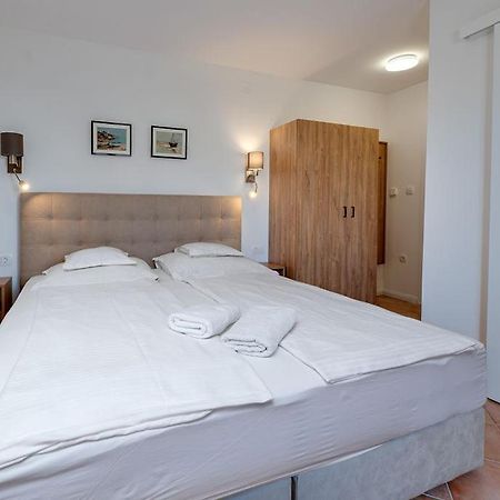 Bed & Breakfast Dosen II Башка Экстерьер фото
