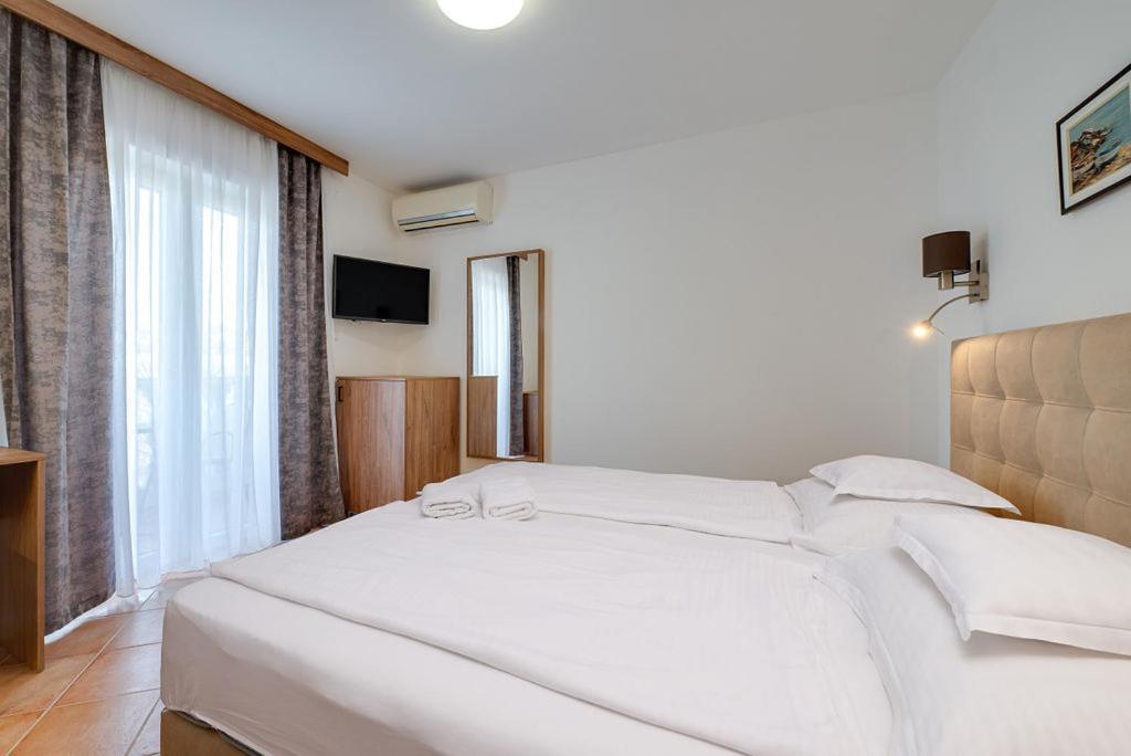 Bed & Breakfast Dosen II Башка Экстерьер фото